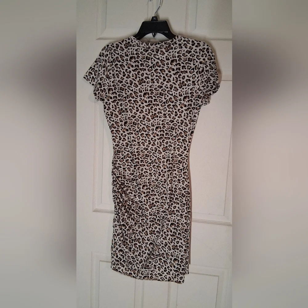 Leopard Print Bodycon Dress - Picture 5 of 6